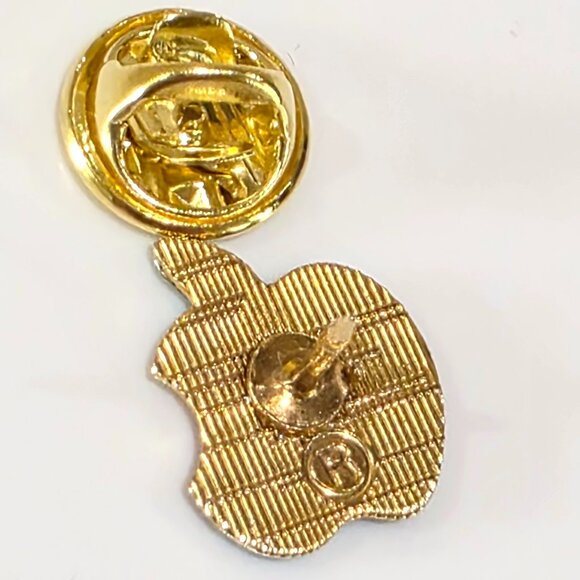 Vintage 1983 Apple Computer Rainbow Logo Apple Lapel Tie Pin - Picture 8 of 8